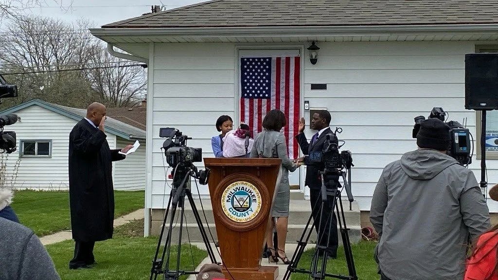 A phot of David being sworn in