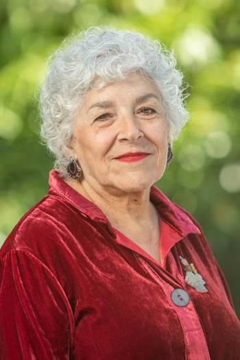 Dr. Maria Nieto Senour