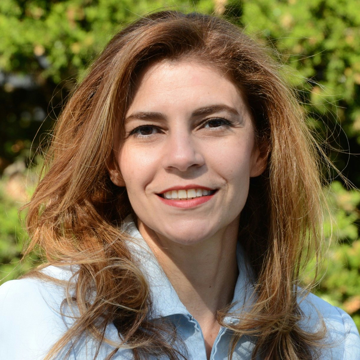 Shiva Mohsenzadeh Shiva Mohsenzadeh