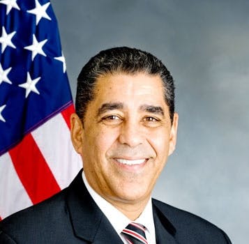 Adriano Espaillat
