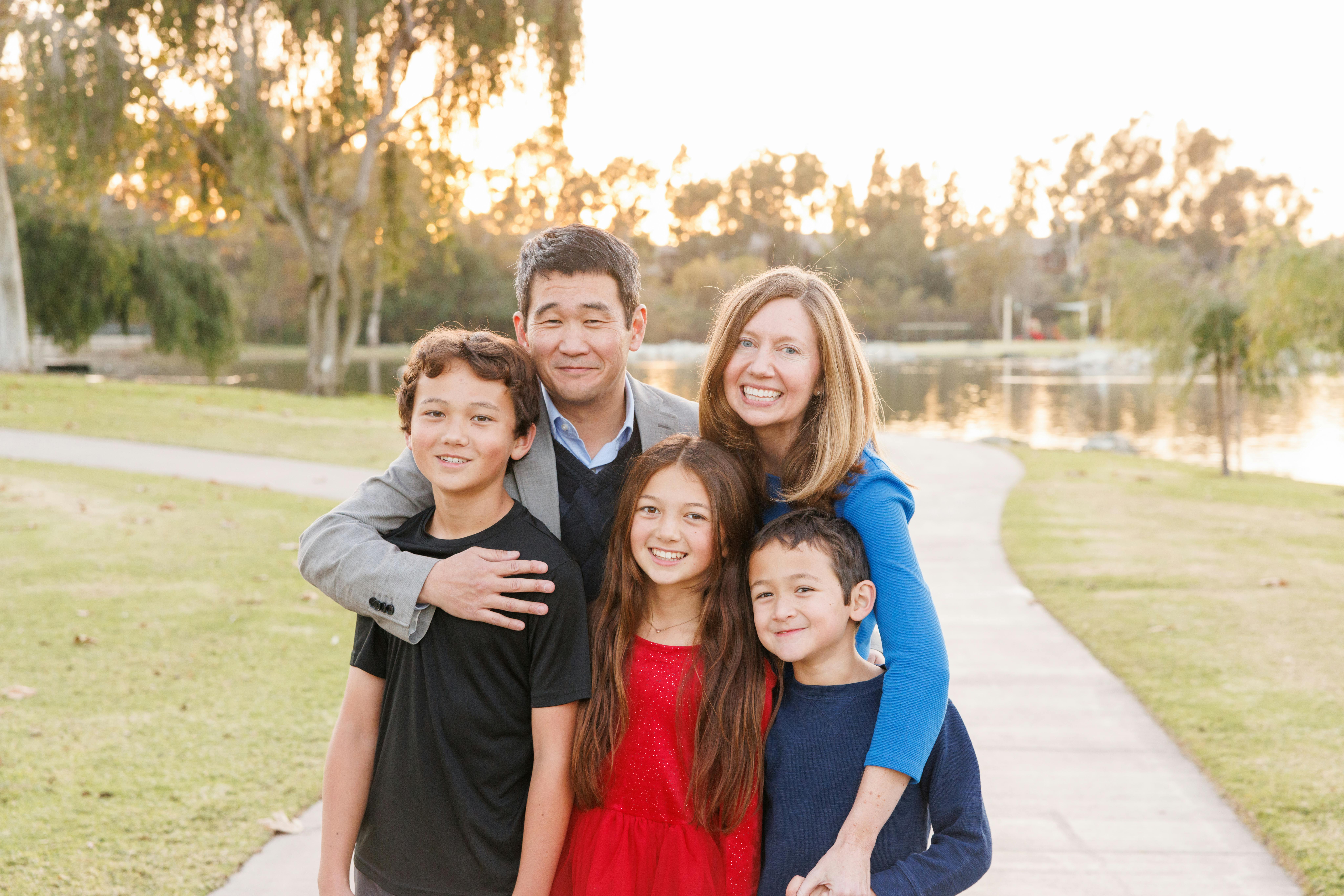 Dave Min with family