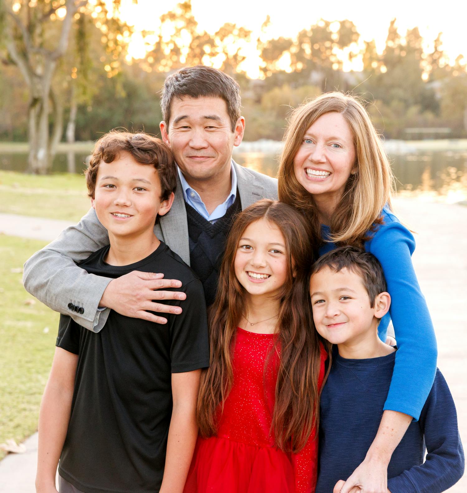 Dave Min with family