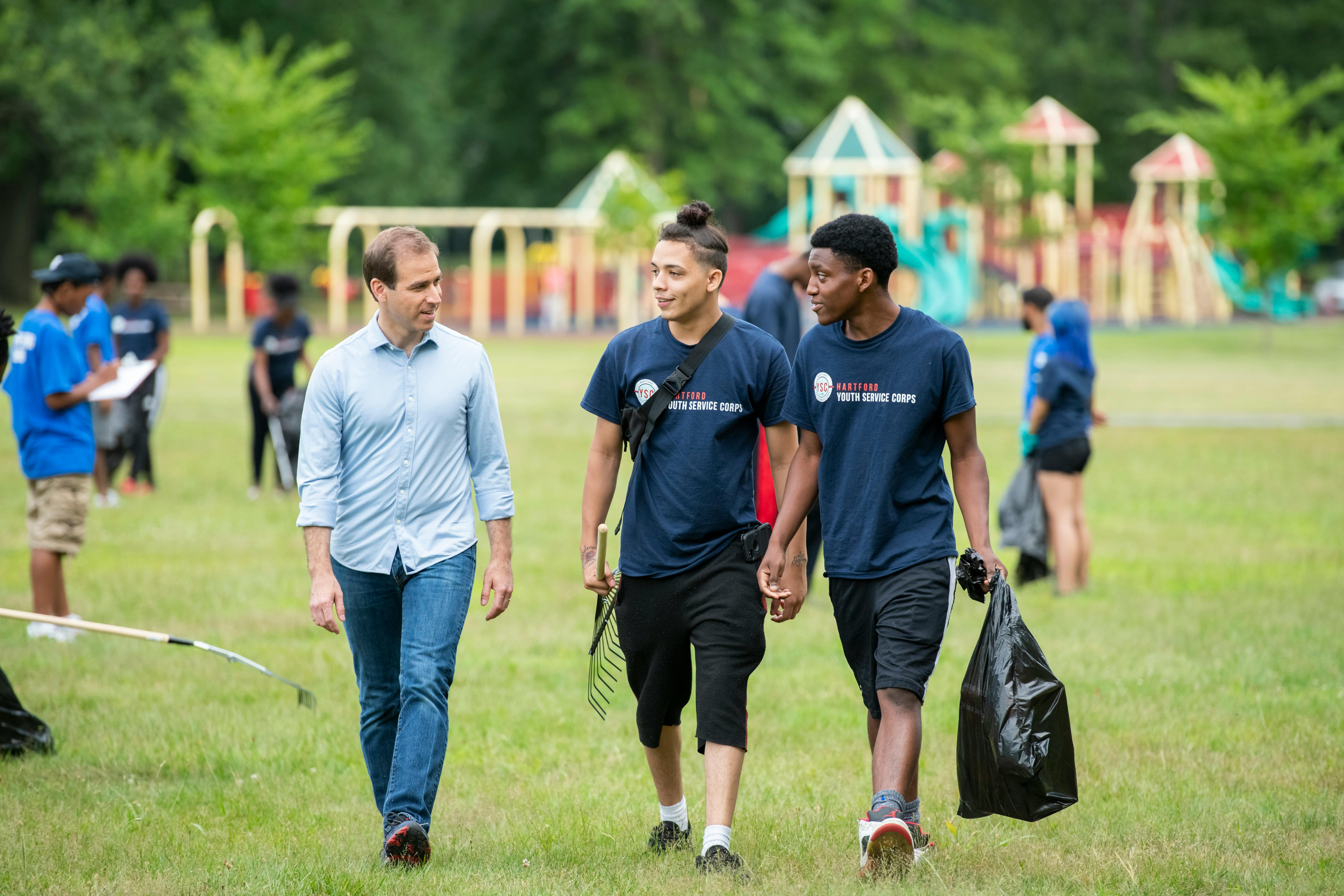 Luke Bronin with Youth Service Corps Members