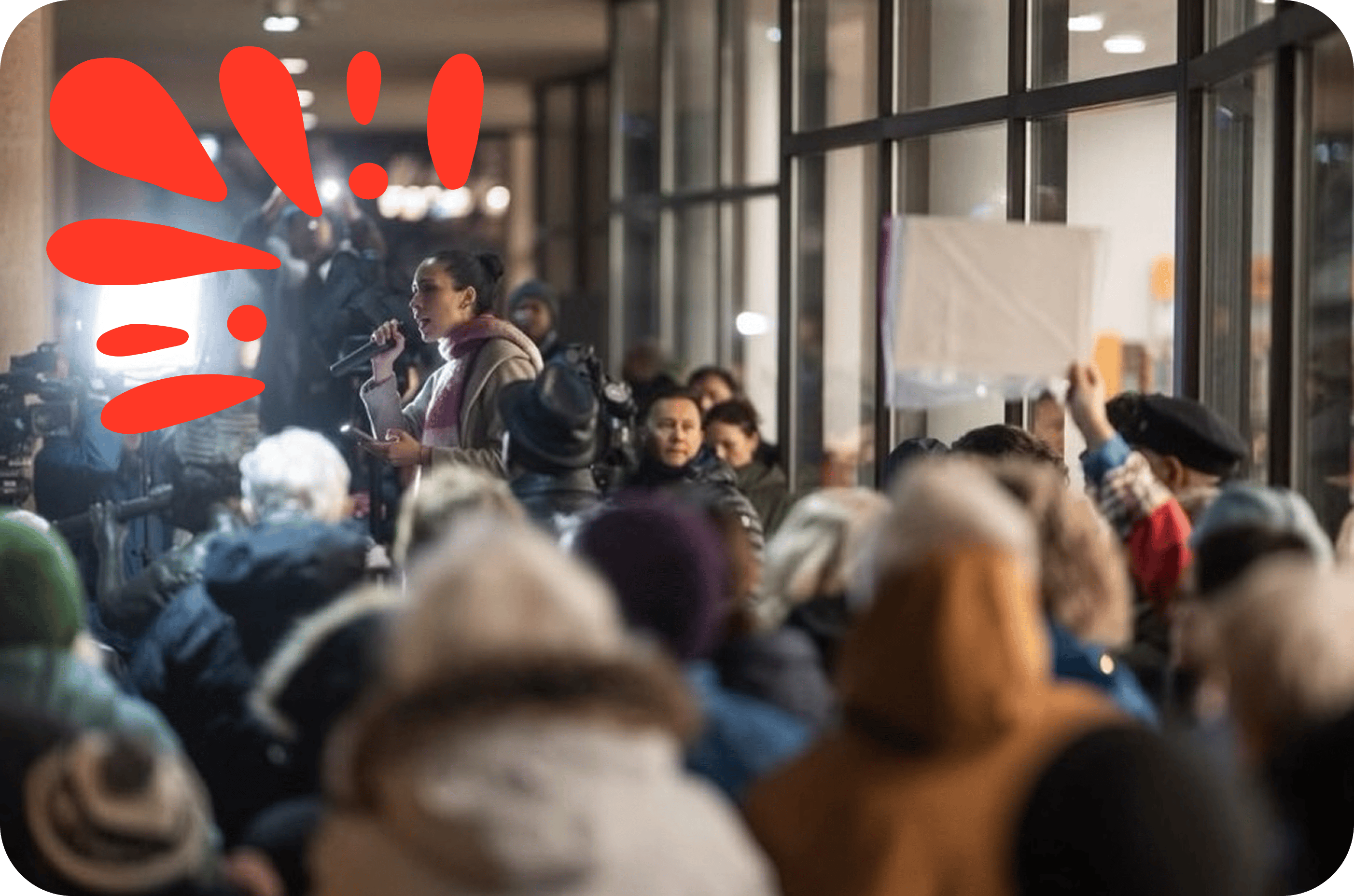 Image of Anabel Mendoza for IL-7 speaking at a vigil