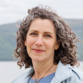 Dana Levenberg