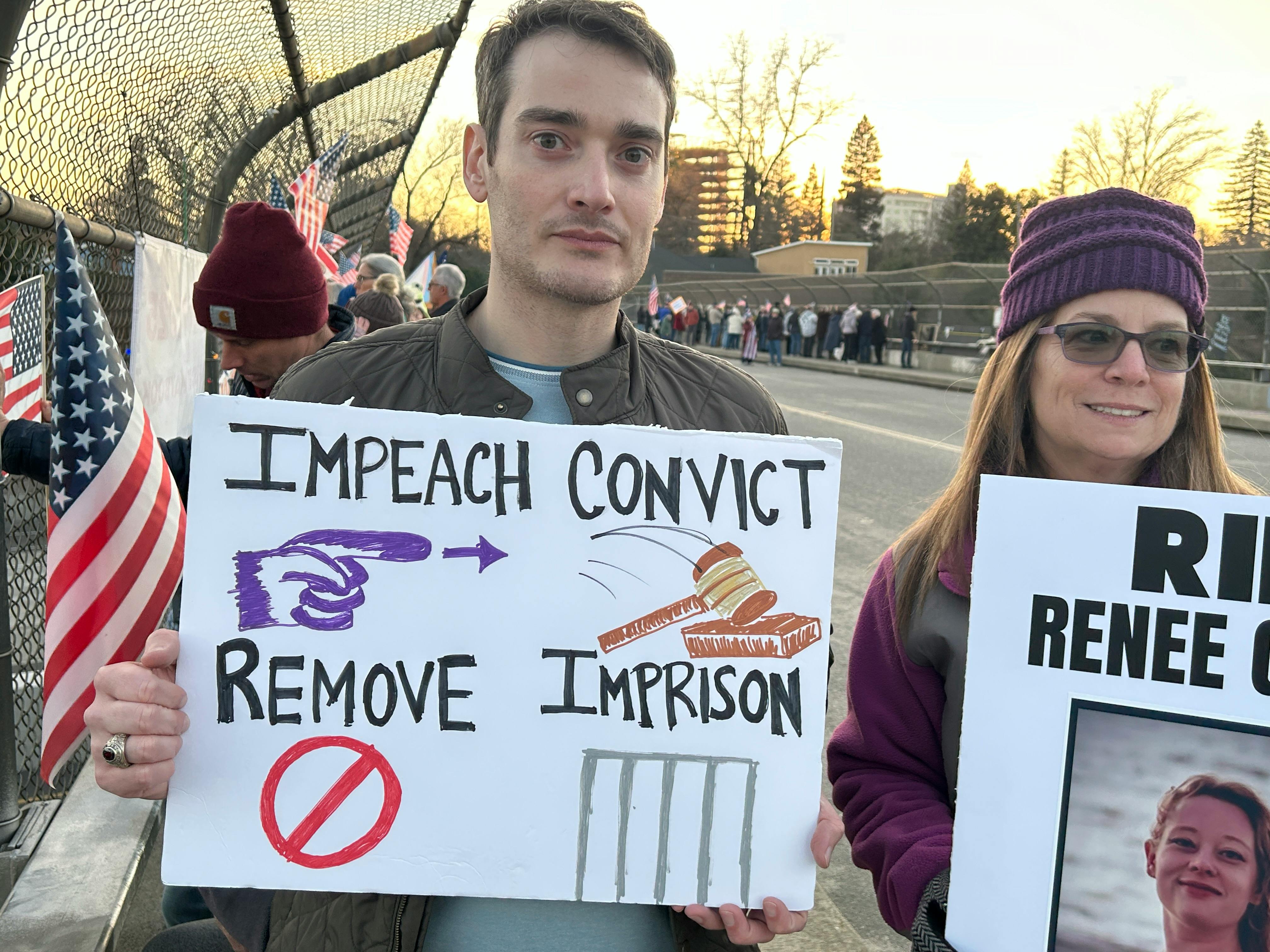 1-9-25 Chris at Renee Good Vigil