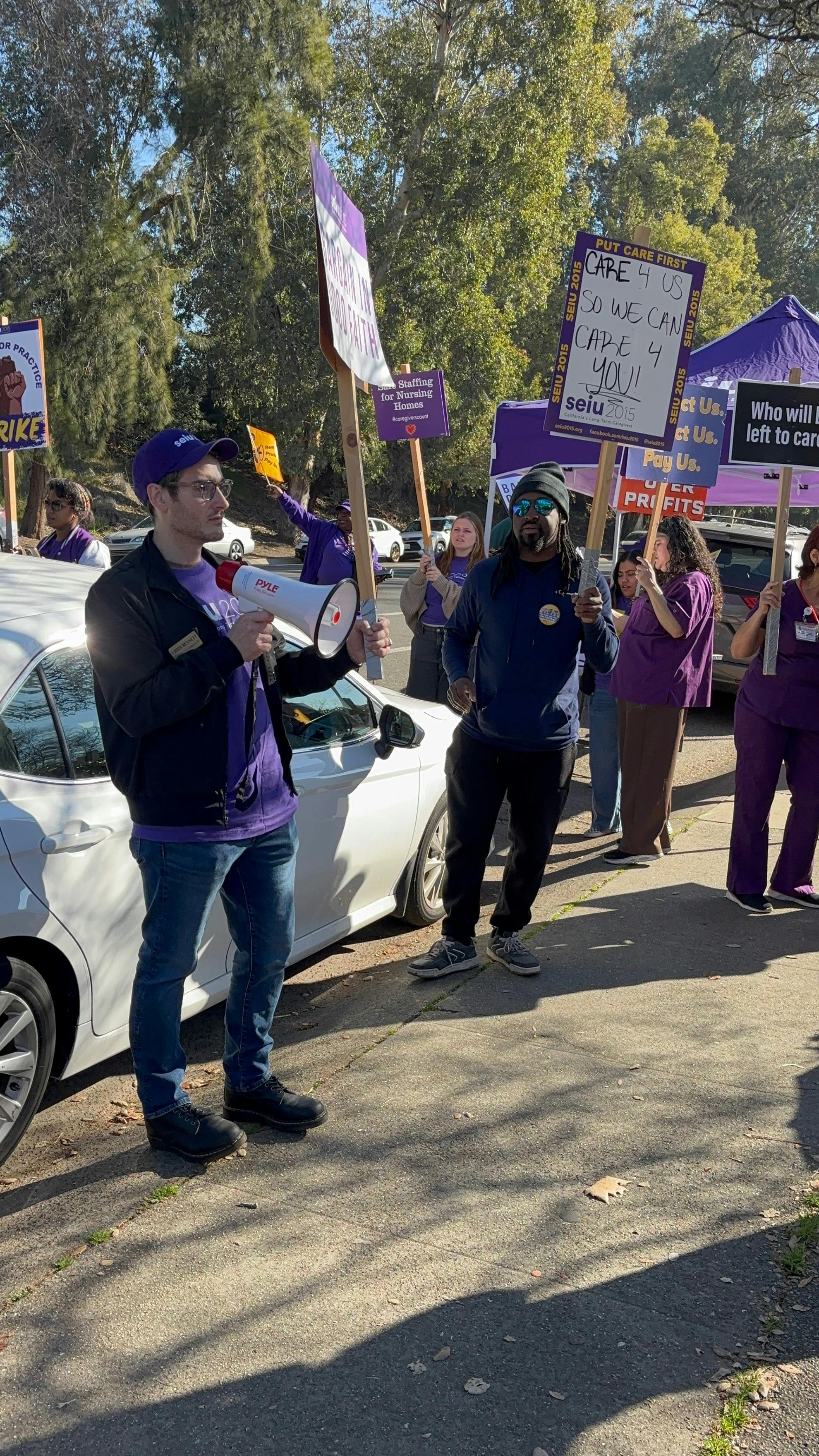 2-5-26 Chris speaking to SEIU 2015 on the SNF picket line