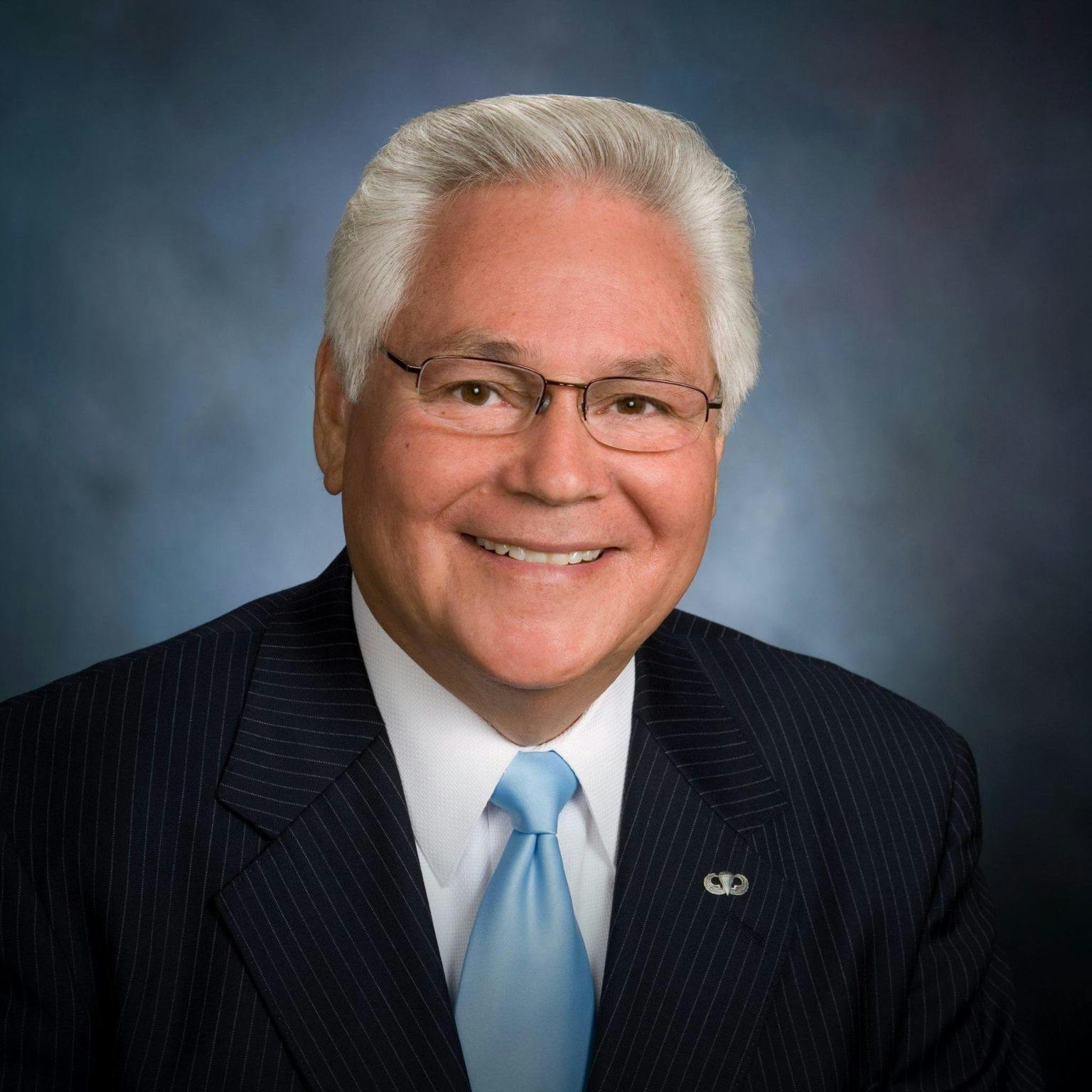 <p>Sen. Bob Archuleta</p>