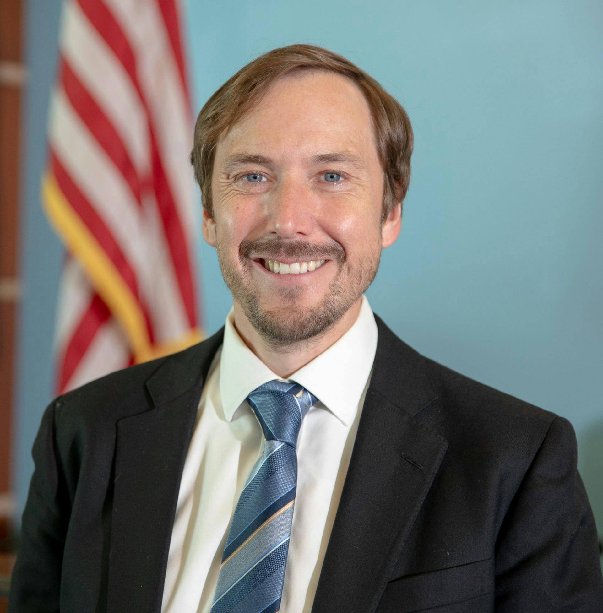 Derek Marshall
