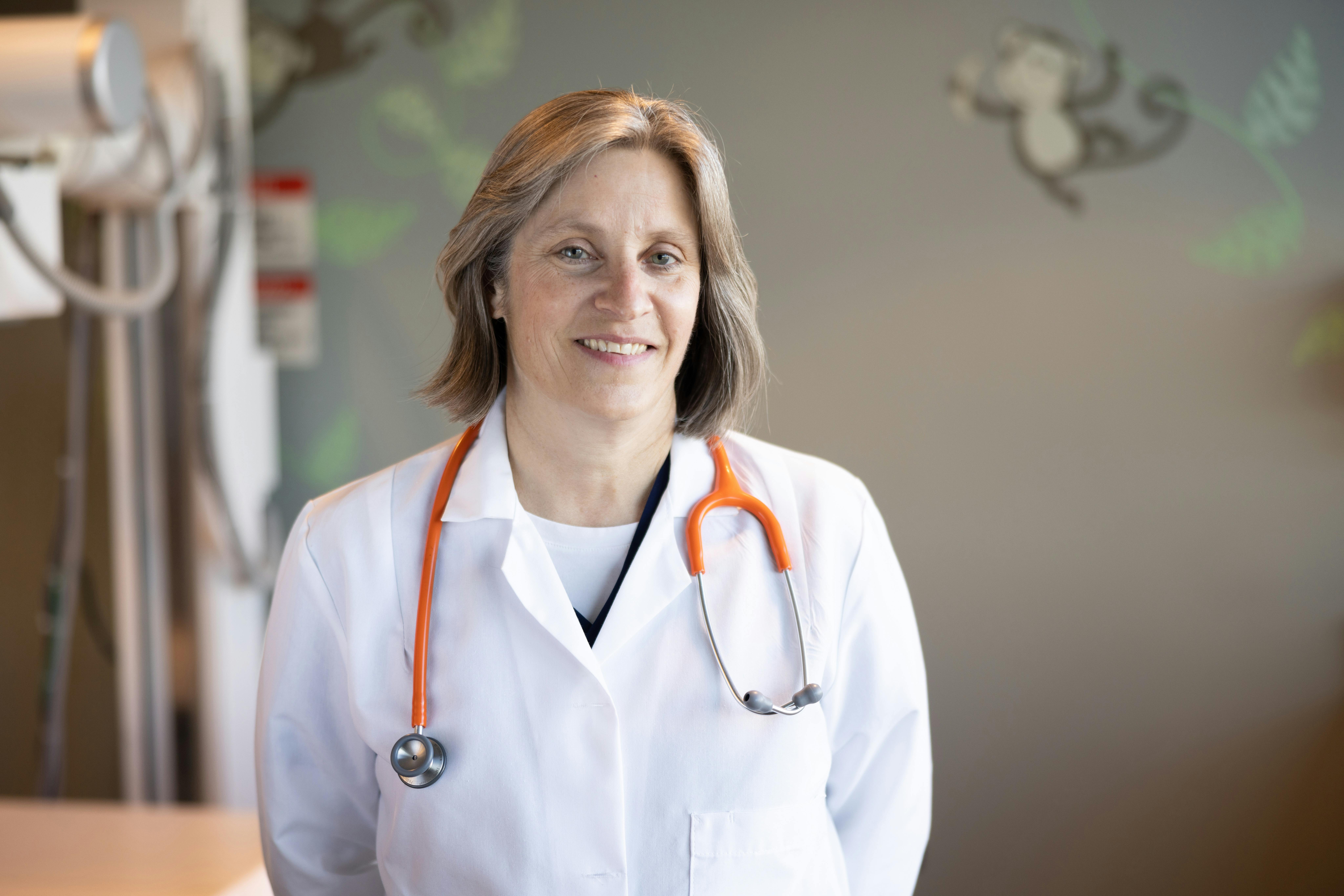 Dr. Lisa Reynolds