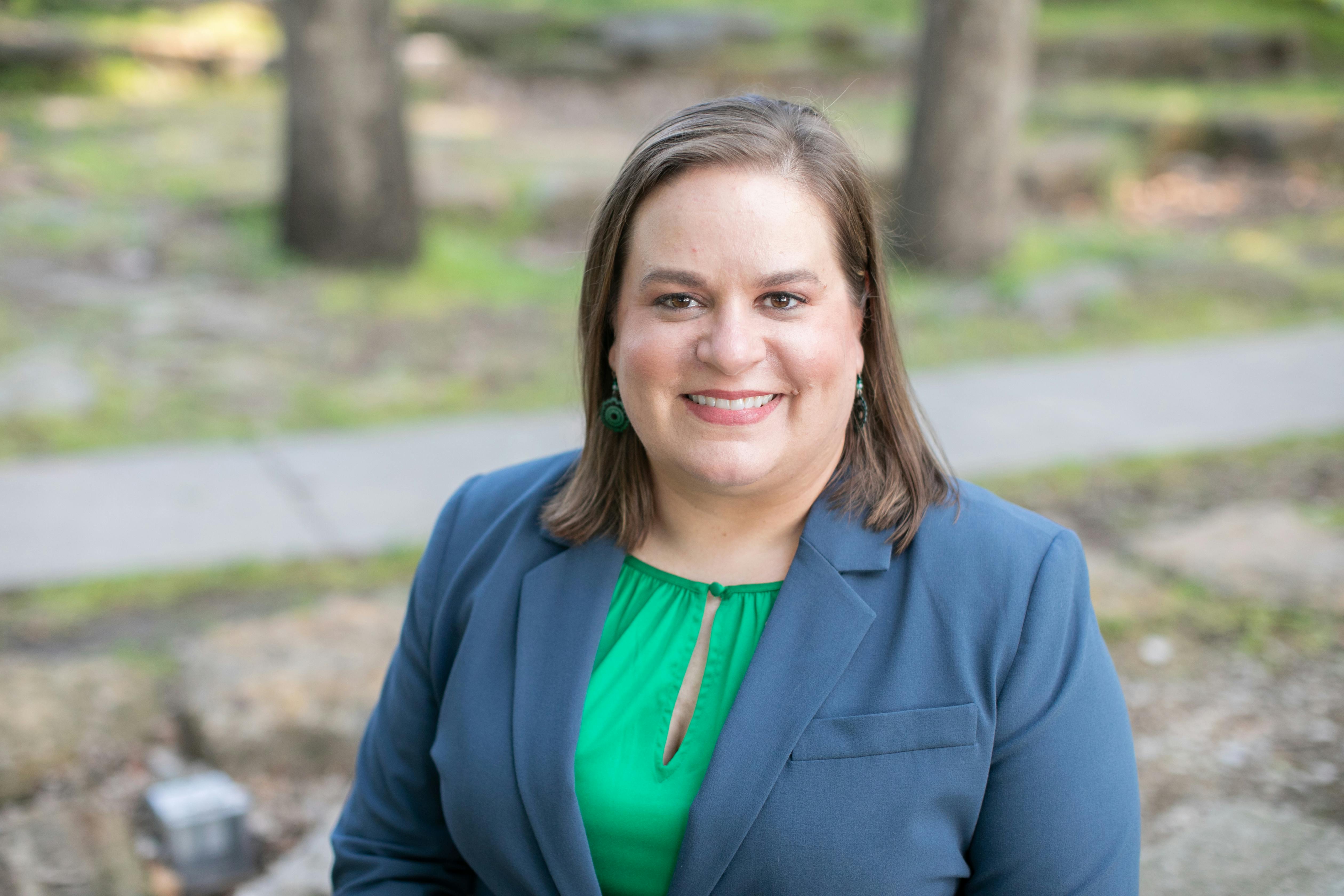 <p>Renee Dinsmore</p>