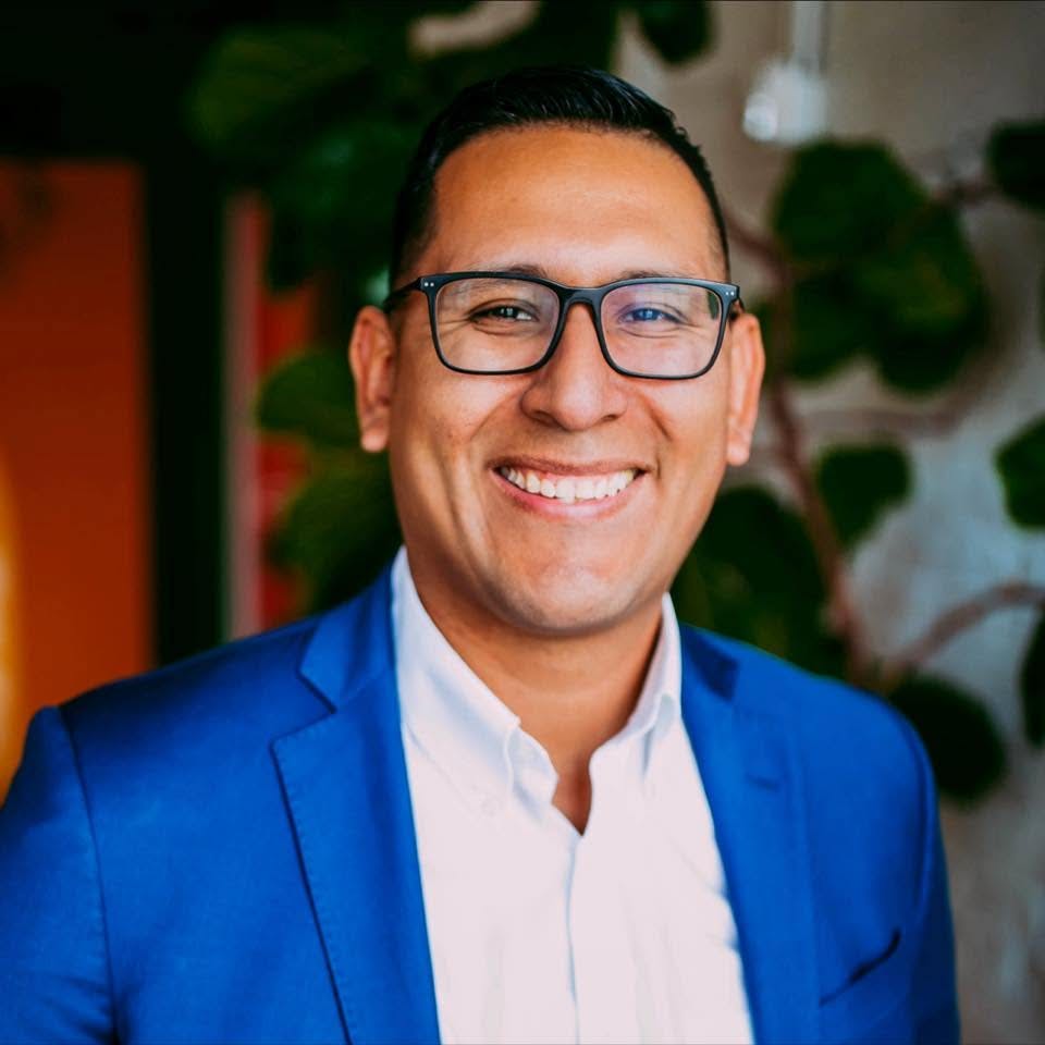 portrait of Tony Vargas