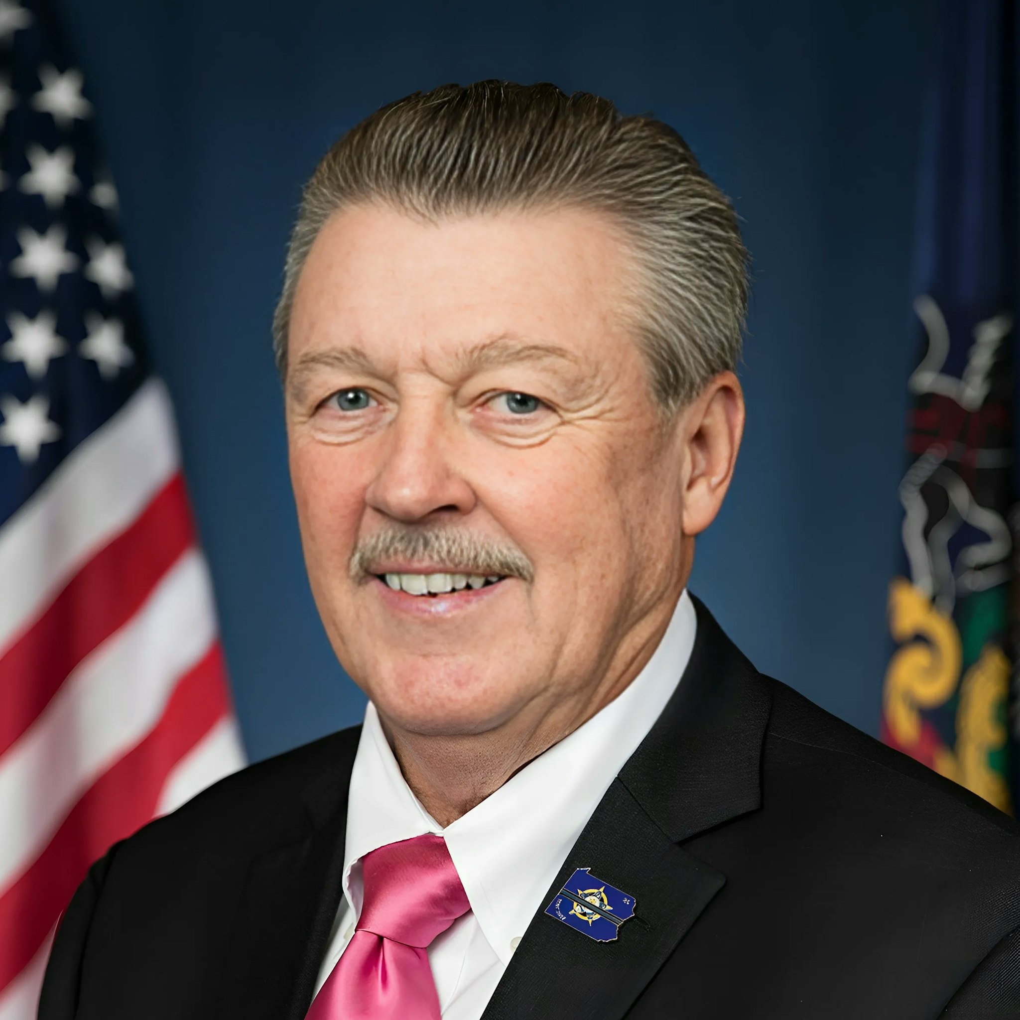 <p><span style="color: var(--color-headline-secondary)">Jim Brewster</span></p>