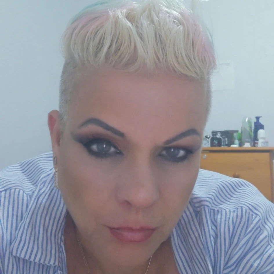 Diana Aldahondo Diana Aldahondo