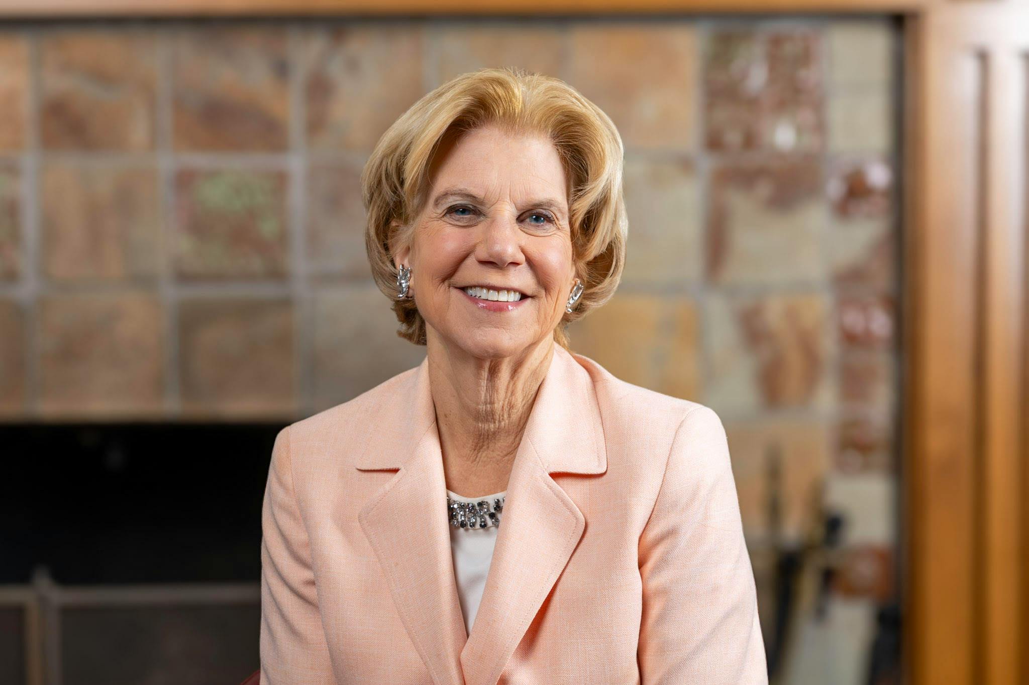 Shelley Mayer