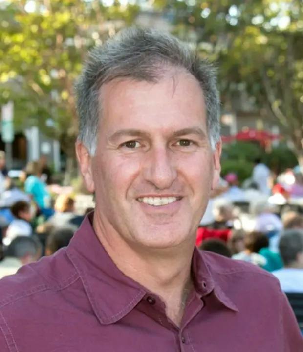 Rob Rennie