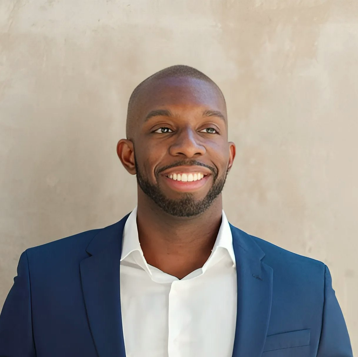 <p>Everton Blair</p>