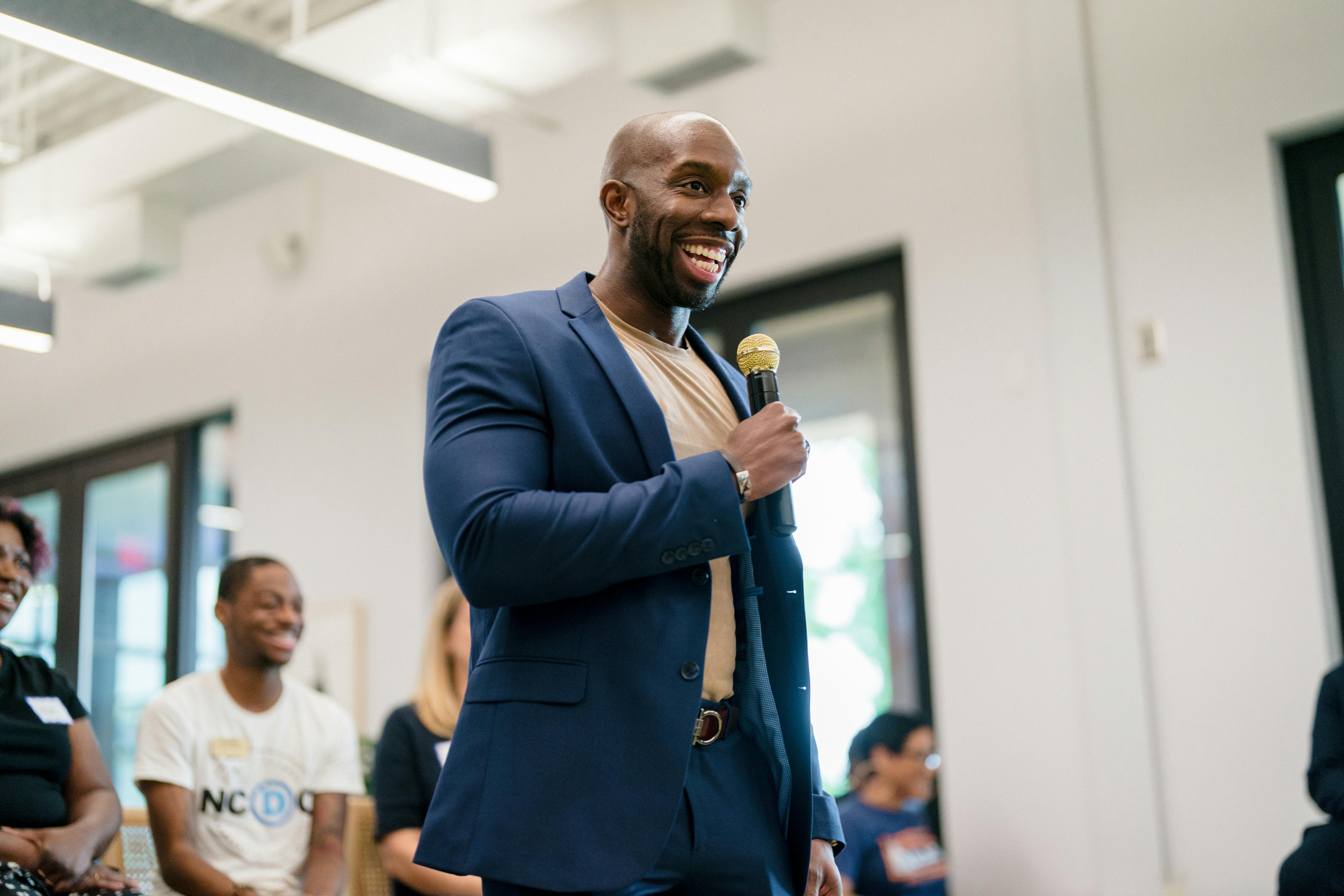 Everton Blair Campaign Photo - 01