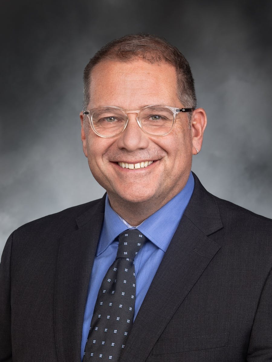 picture of Strom Peterson smiling