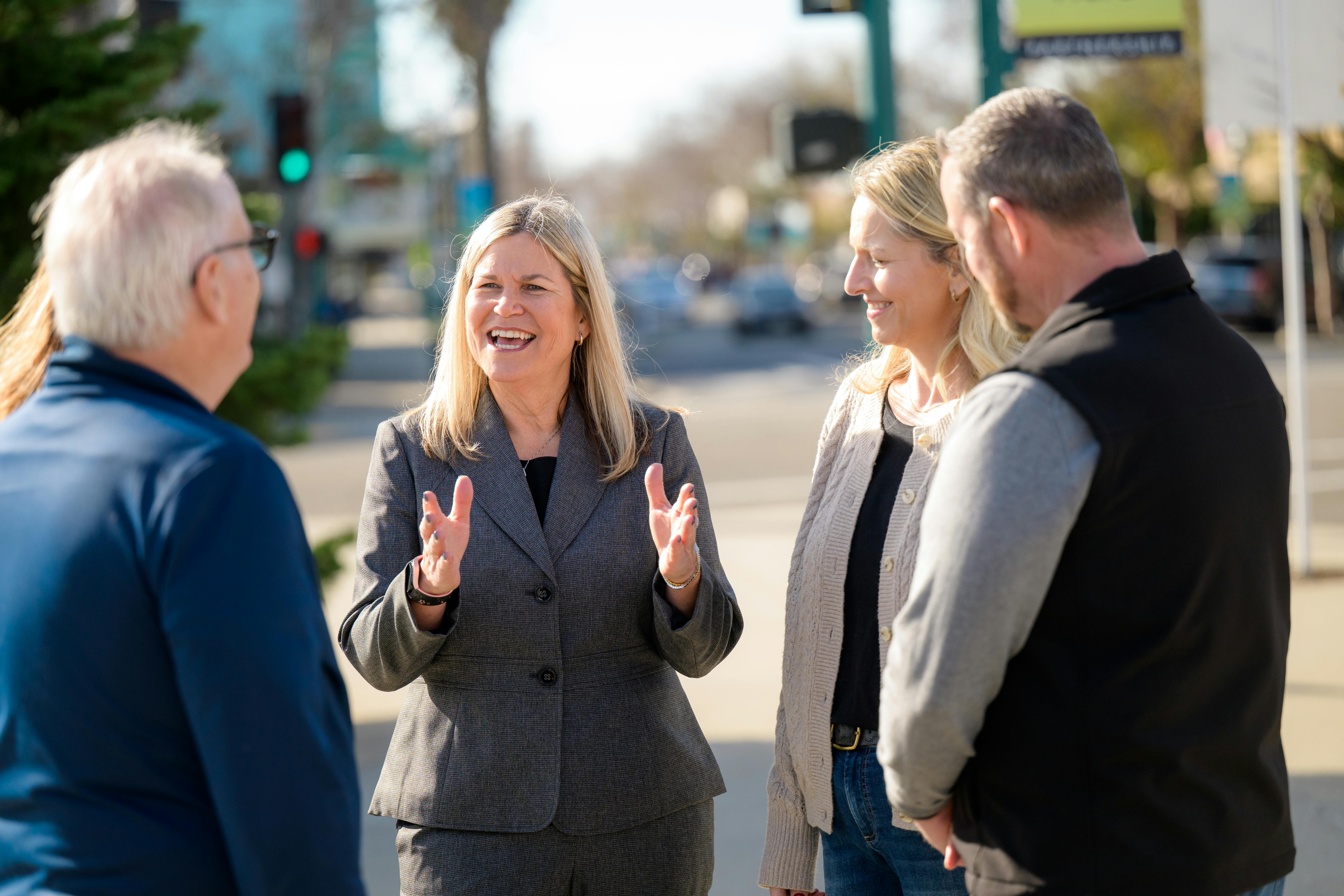 Anne Carpenter meeting with Roseville residents