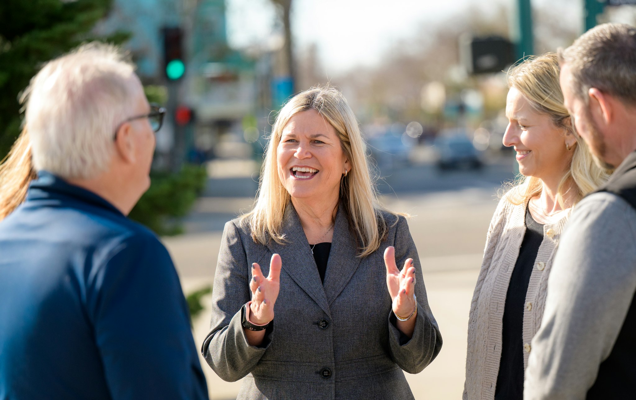 Anne Carpenter meeting with Roseville residents