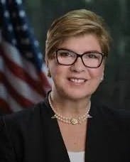 Nellie Pou