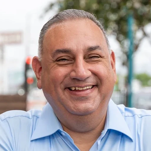 Gil Cisneros Gil Cisneros