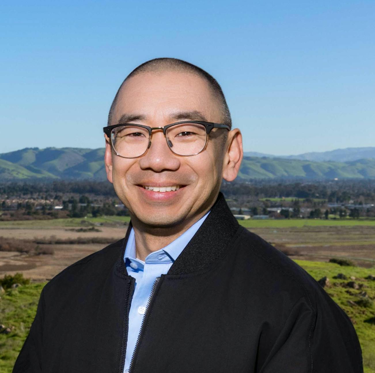Headshot of Scott Sakakihara
