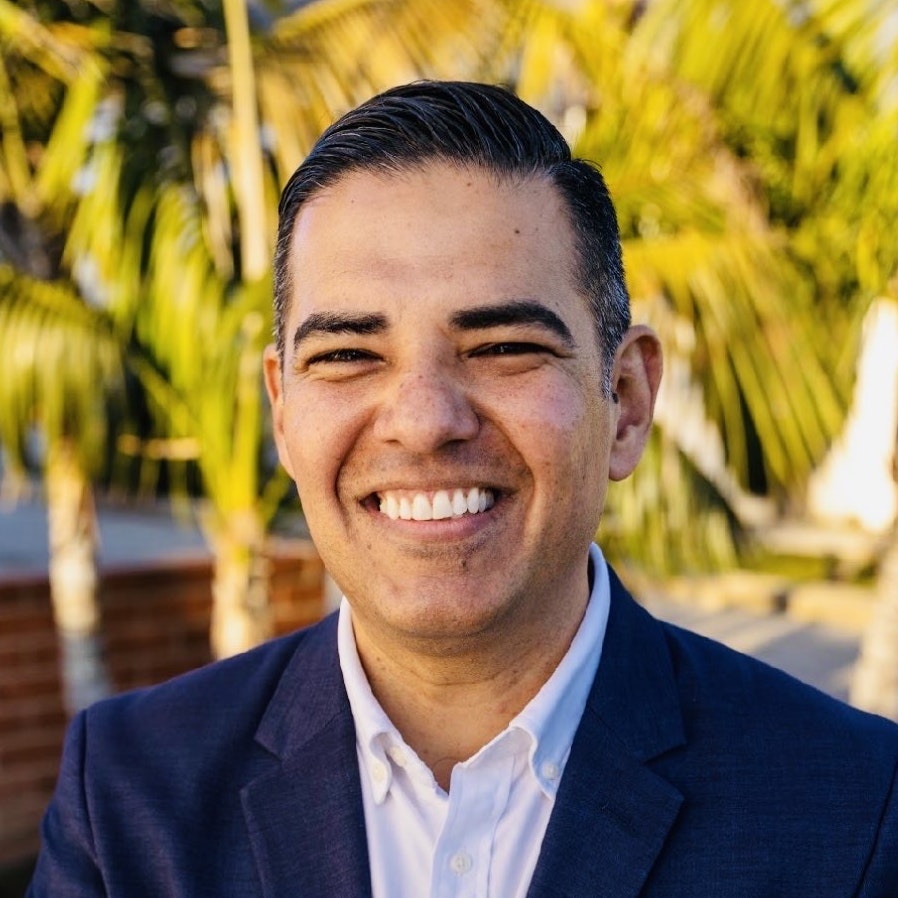 Robert Garcia Robert Garcia