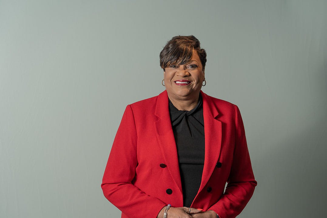 https://www.youarecurrent.com/2024/04/18/state-of-the-city-lawrence-mayor-whitfield-stresses-connectivity-in-first-major-address-to-the-community/