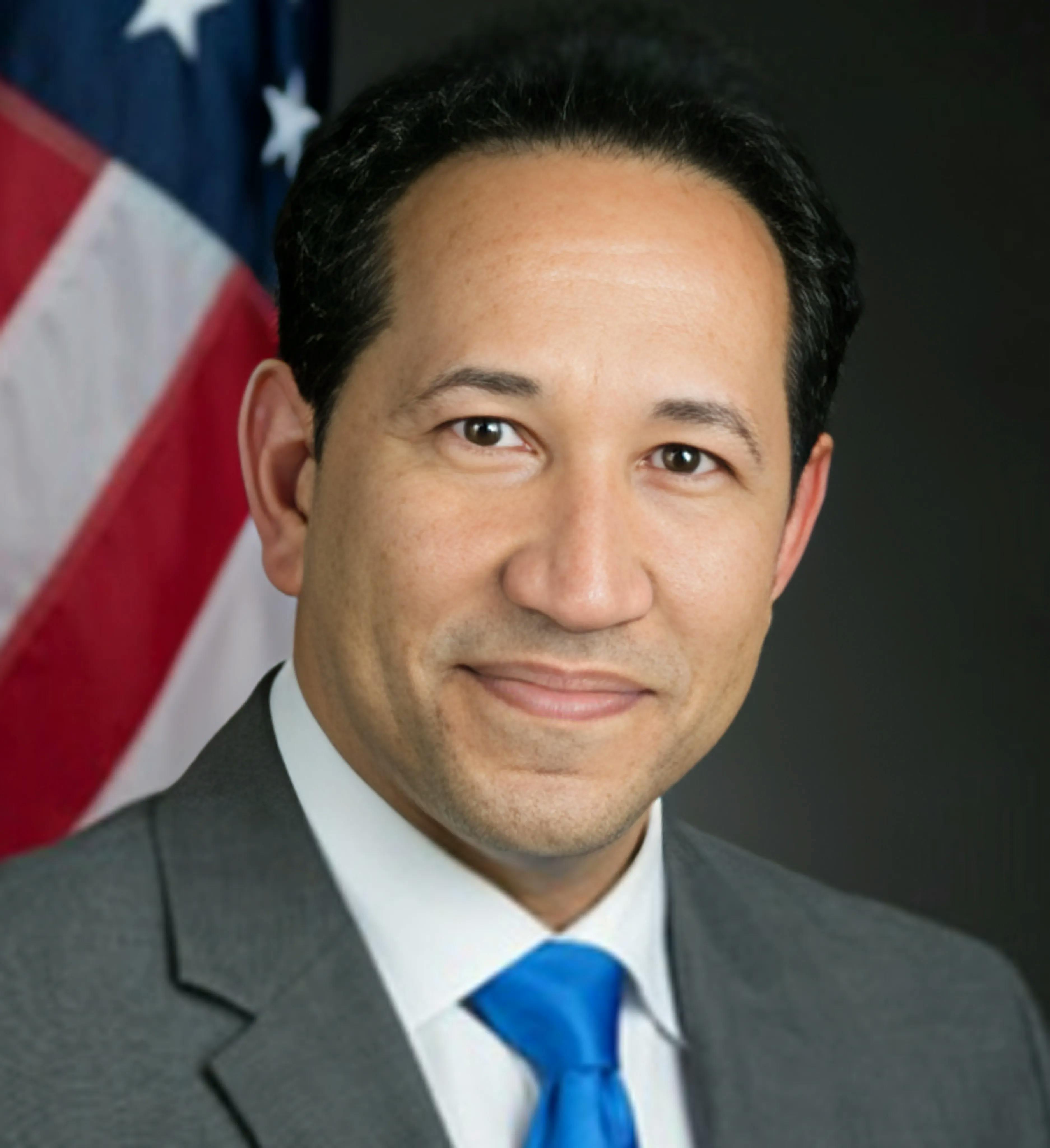 Carlos González