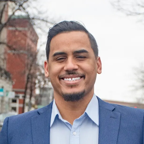 Manny Cruz Manny Cruz