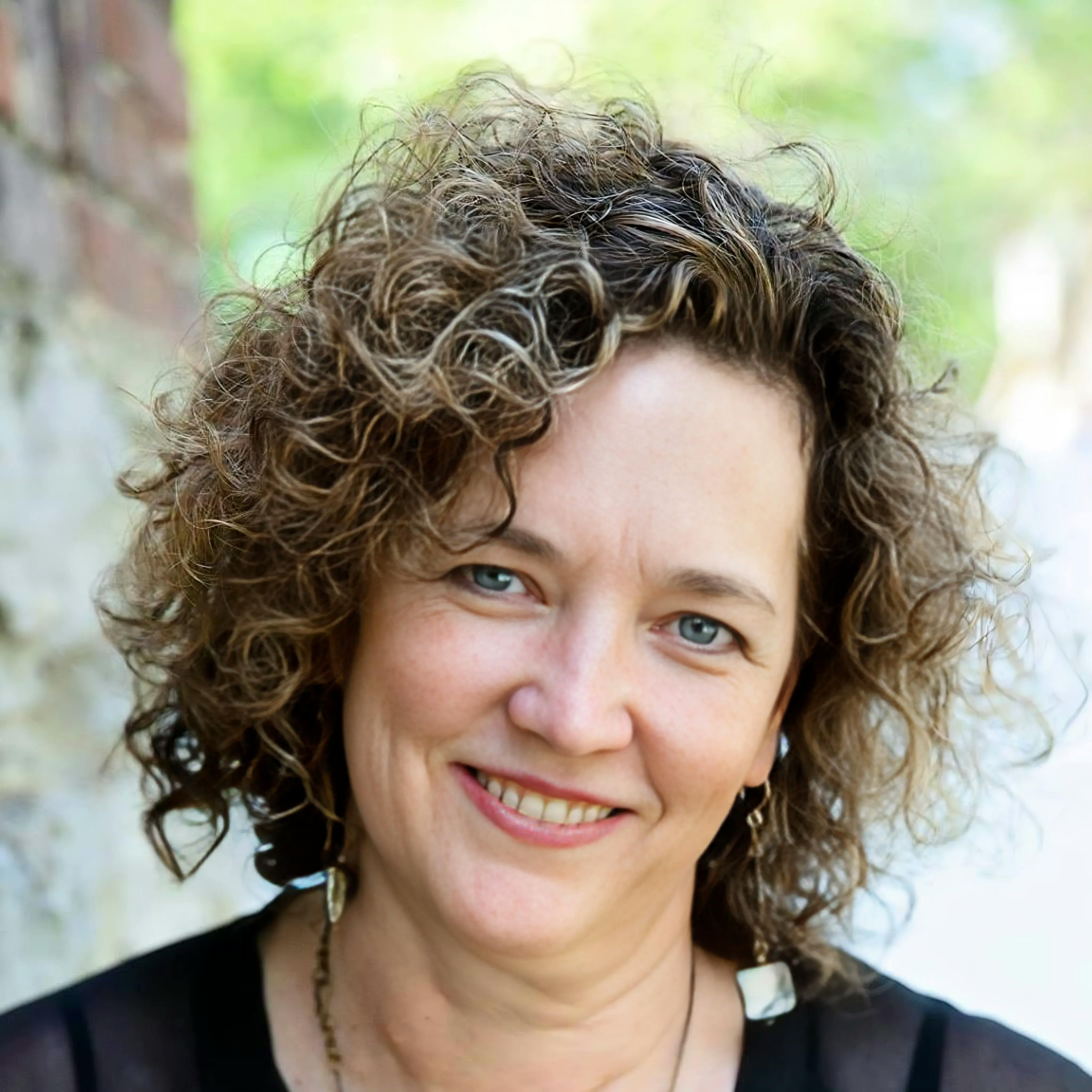Barbara Bell
