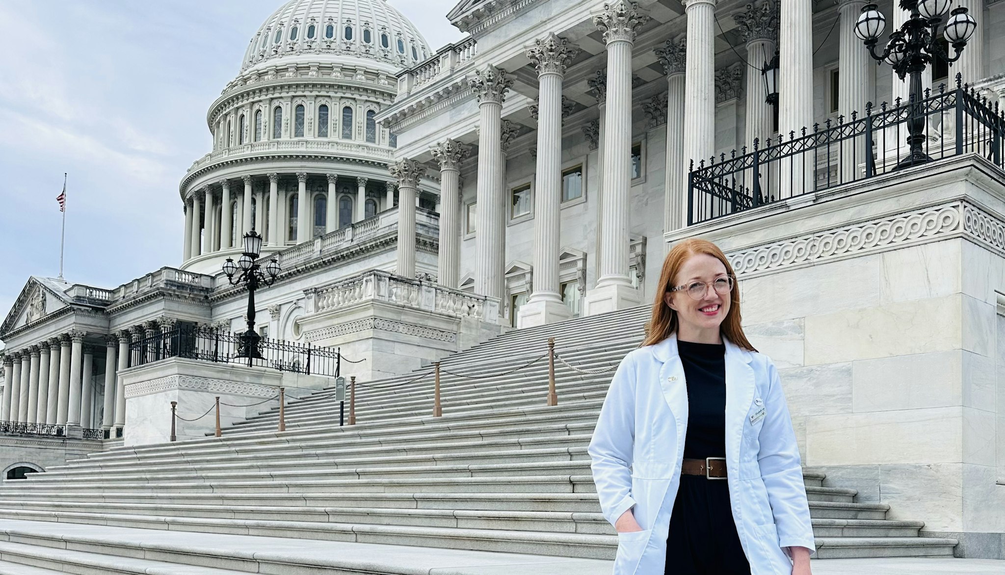 ENFERMERA LEE EN WASHINGTON D. C.